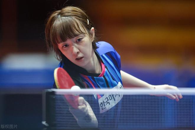 尼克斯以微 尼克斯以微